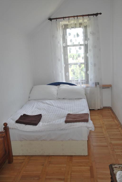 Palac W Czyzowie Szlacheckim Czyzow Szlachecki Dış mekan fotoğraf