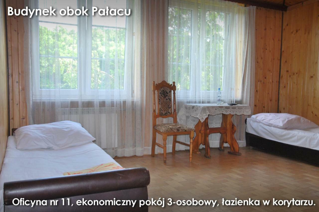Palac W Czyzowie Szlacheckim Czyzow Szlachecki Oda fotoğraf