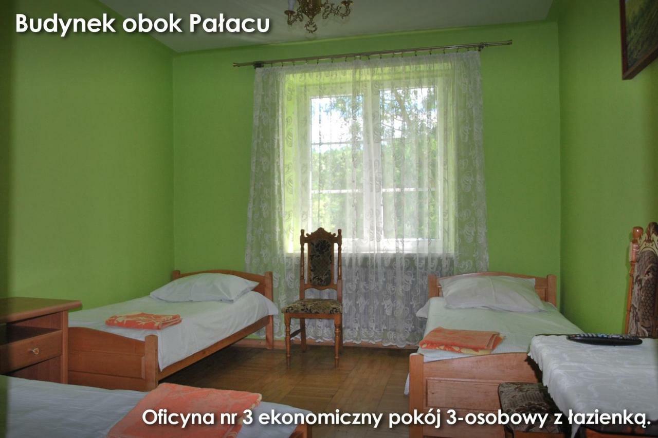 Palac W Czyzowie Szlacheckim Czyzow Szlachecki Oda fotoğraf